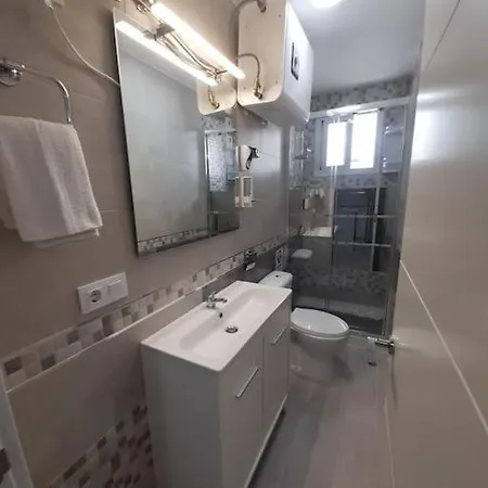 Apartamento 3 Lägenhet *